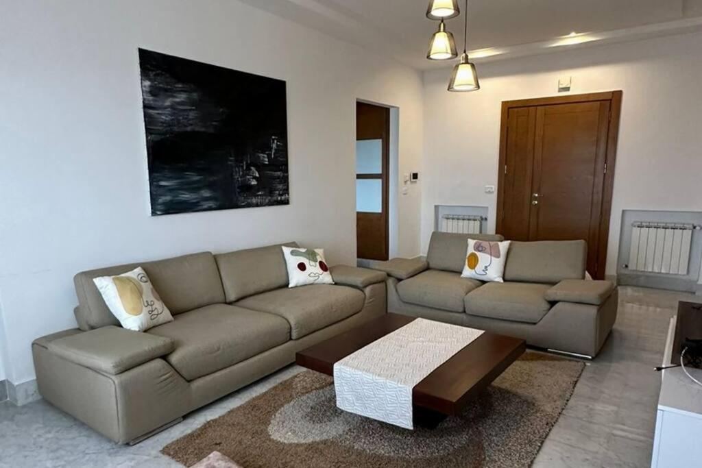אריאנה Un Tres Beau Studio Luxueux מראה חיצוני תמונה