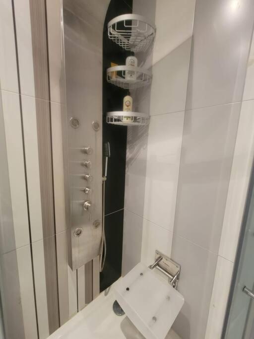 אריאנה Un Tres Beau Studio Luxueux מראה חיצוני תמונה